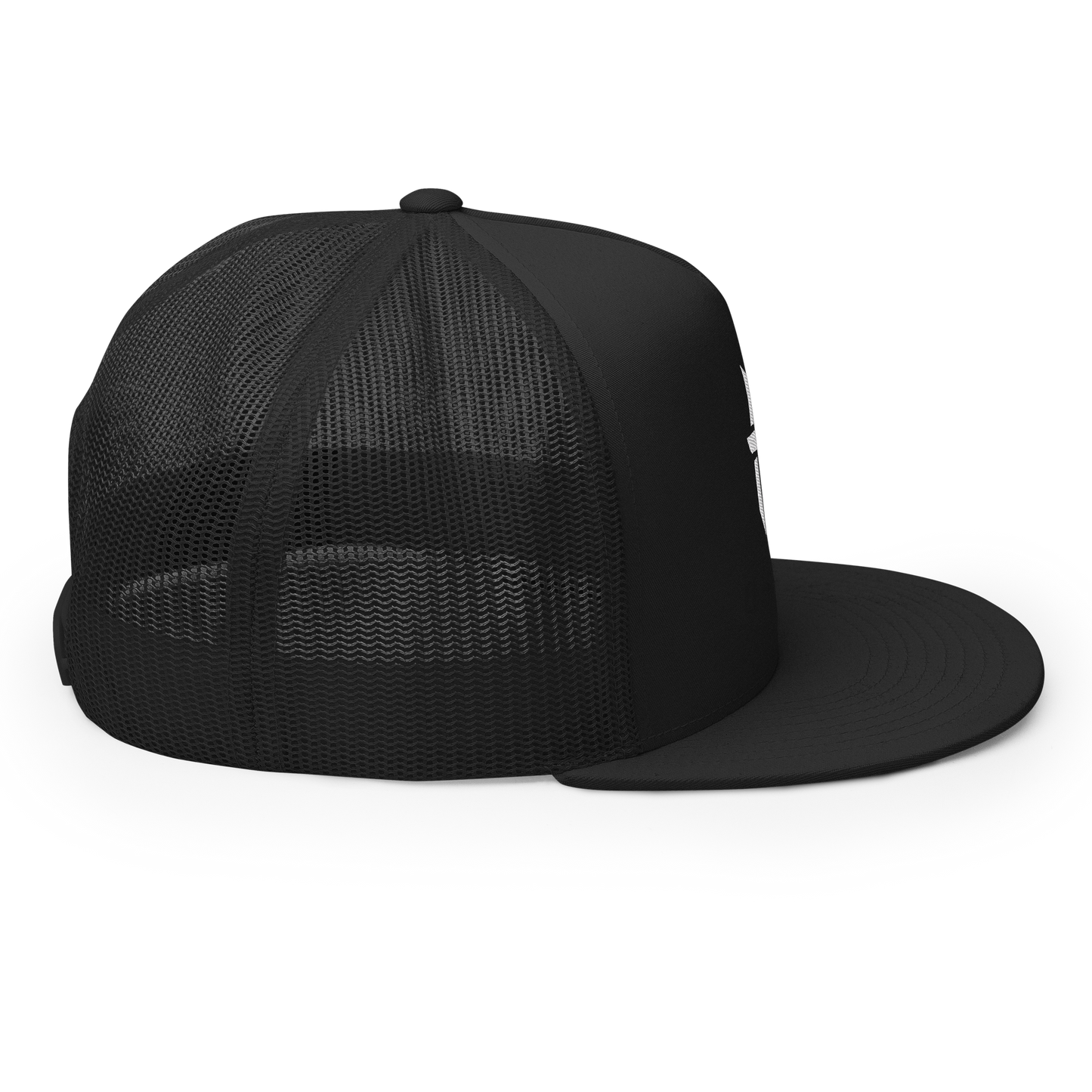 WHITE LOGO TRUCKER HAT